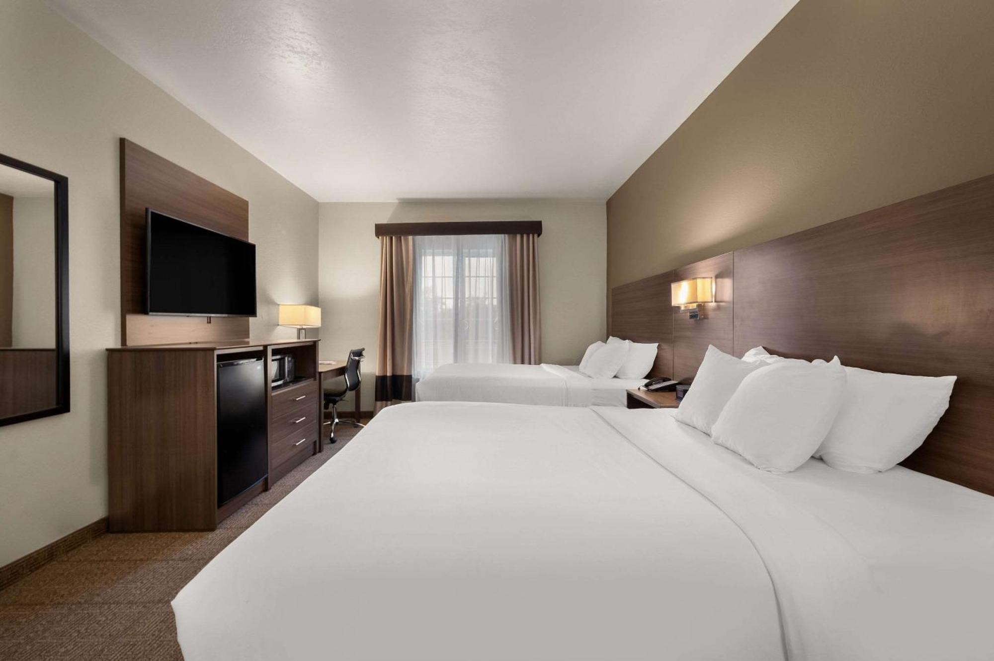 Comfort Inn & Suites Fenton Esterno foto