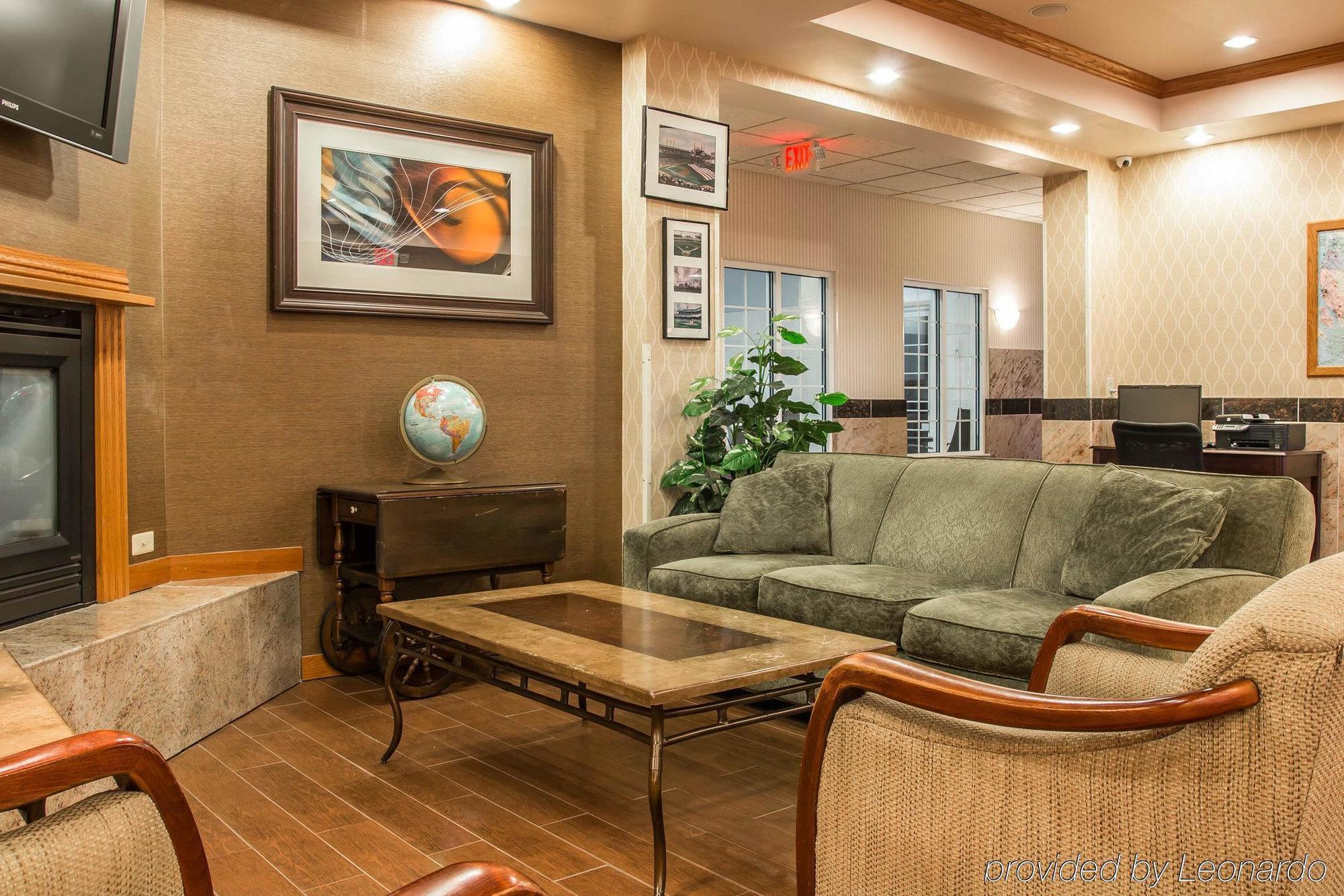 Comfort Inn & Suites Fenton Esterno foto