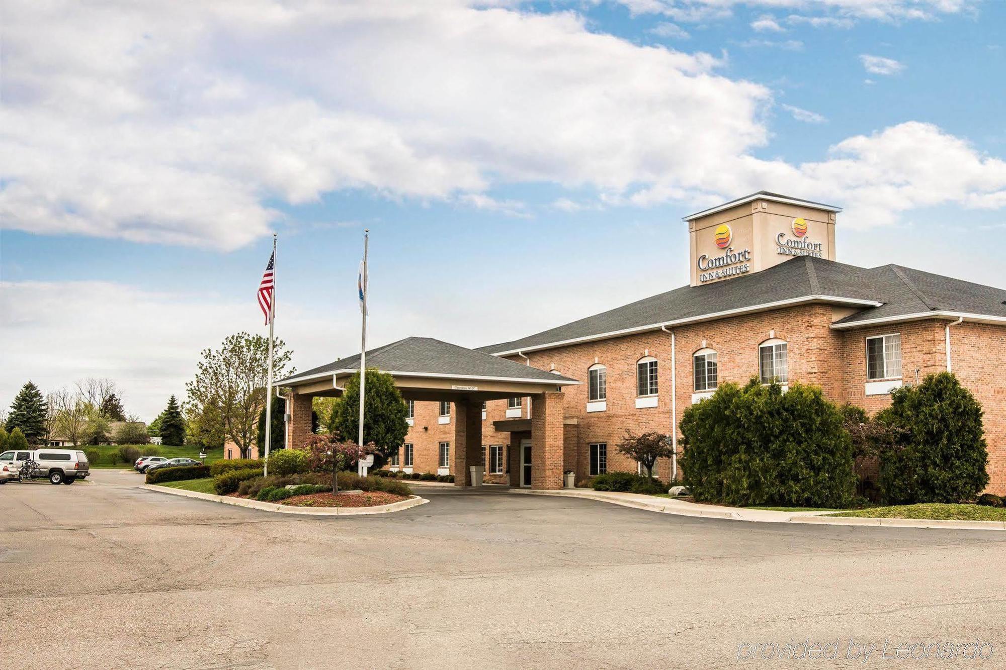Comfort Inn & Suites Fenton Esterno foto